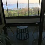 King With Sea View شقة