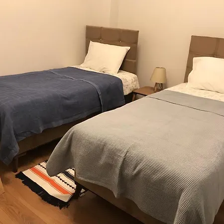 King With Sea View * اسطنبول